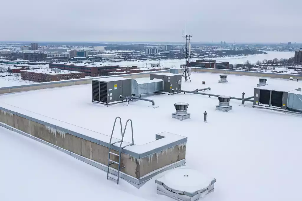 How Cold Weather Impacts Commercial Roofing—and What To Do About ItPost Image
